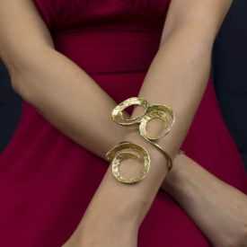 Bracelet "Opus 4 - Héra" en métal doré peint