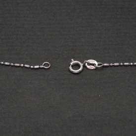 Collier "Petite Fleur" en métal argenté et strass | Les Bijoux de Camille, bijoux fantaisie pas cher